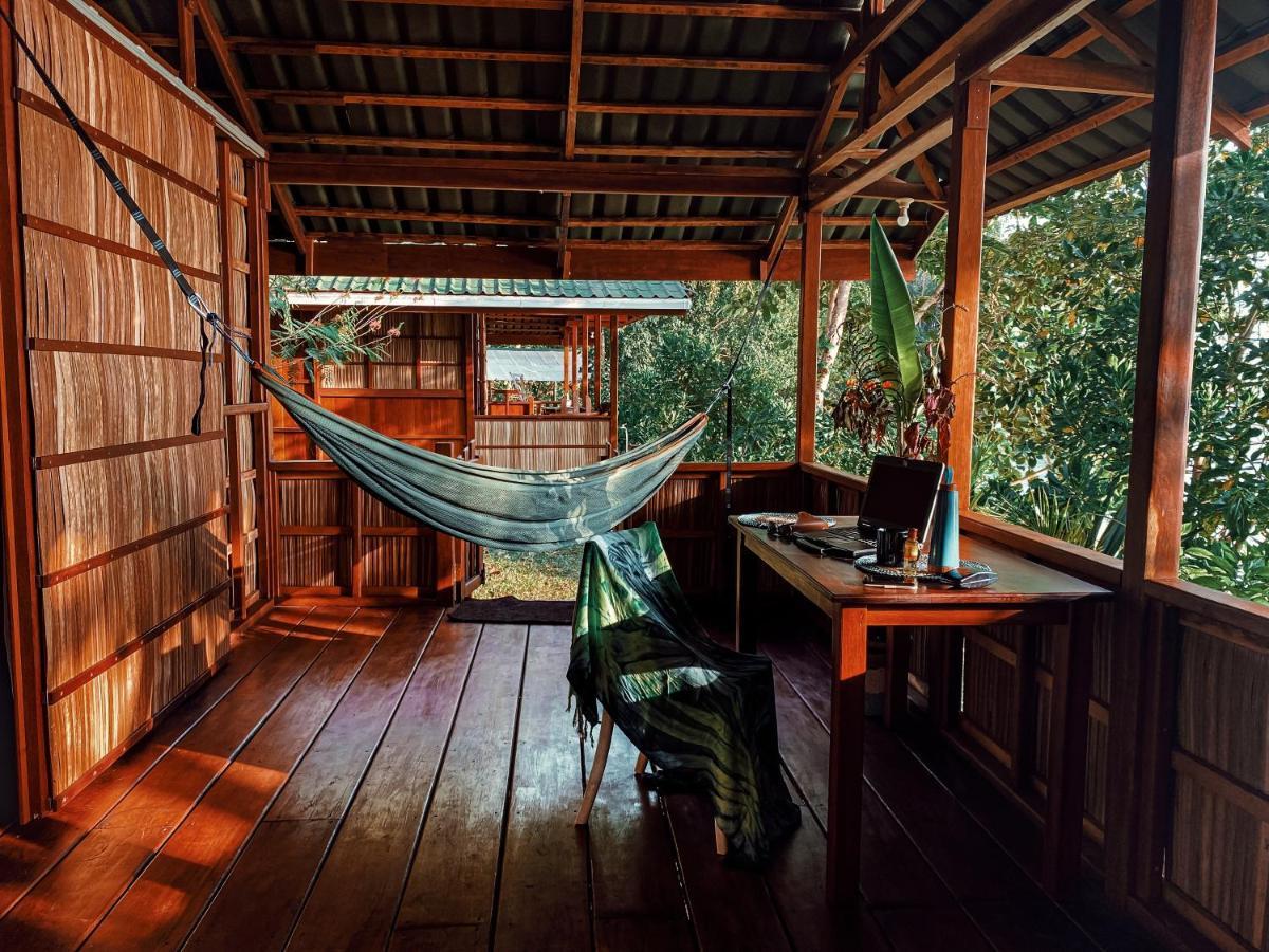 Raja Ampat Eco Lodge Tapokreng Экстерьер фото