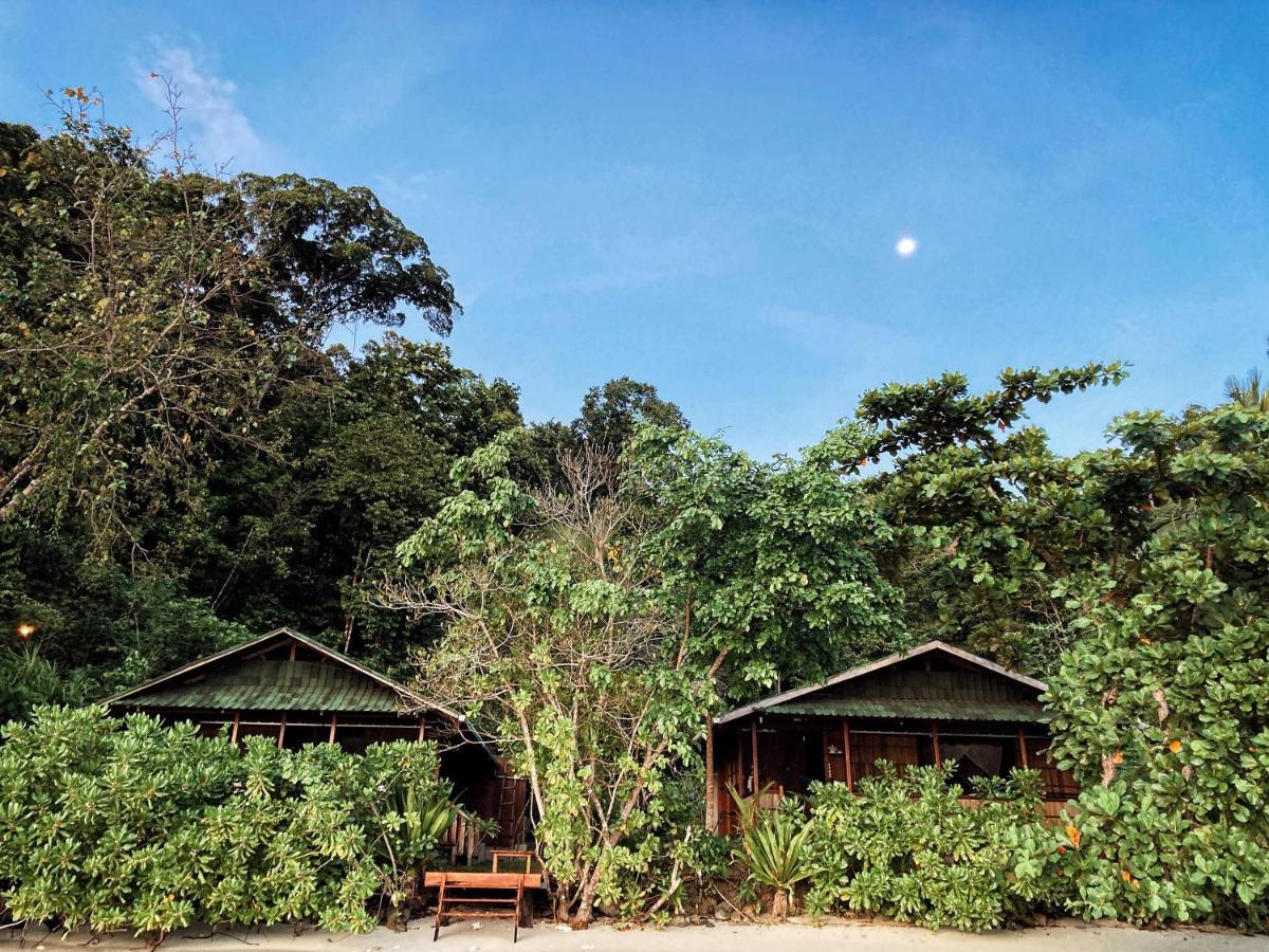 Raja Ampat Eco Lodge Tapokreng Экстерьер фото