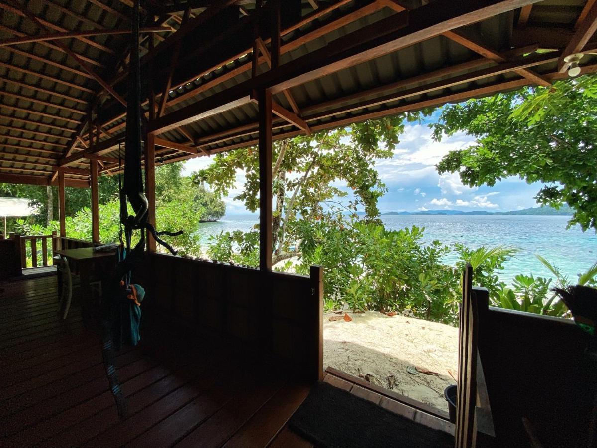 Raja Ampat Eco Lodge Tapokreng Экстерьер фото