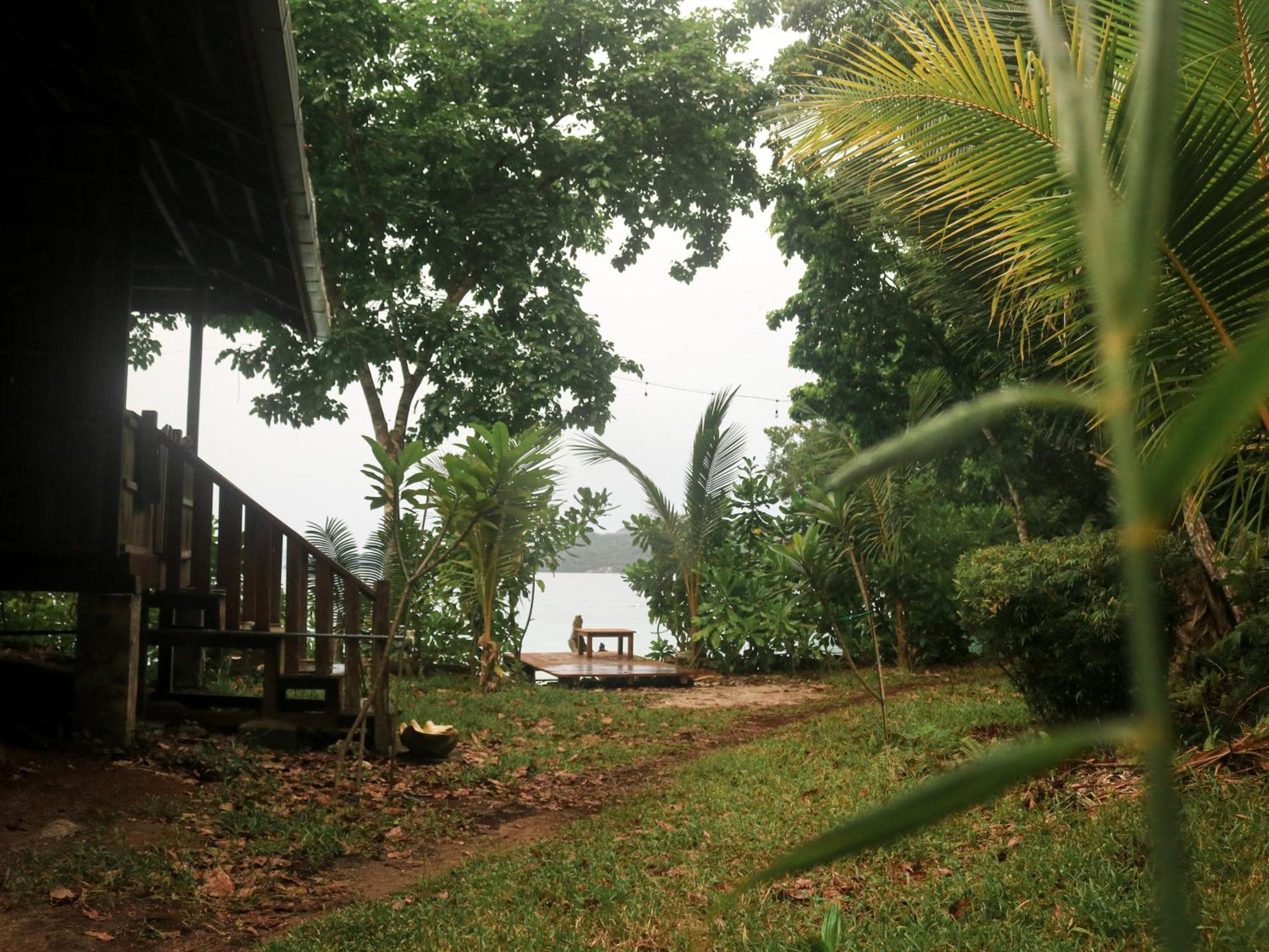 Raja Ampat Eco Lodge Tapokreng Экстерьер фото